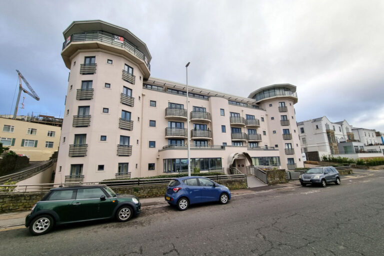 Flats in Weston-super-Mare